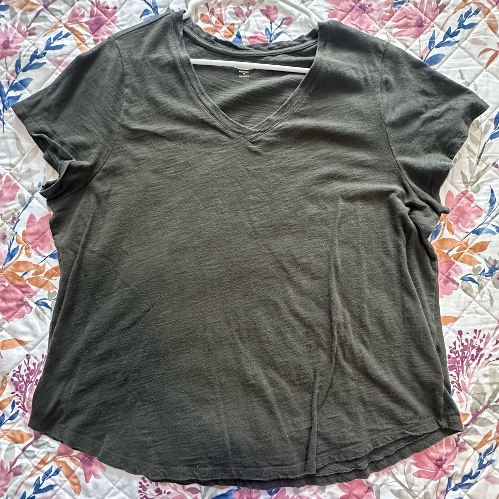 Old Navy Women's Short Sleeve V-Neck Top - Dark Olive
